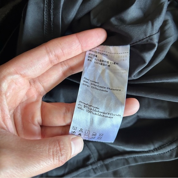 Urban Revivo Black Velvet Mini Dress Size 4 - Picture 4 of 10